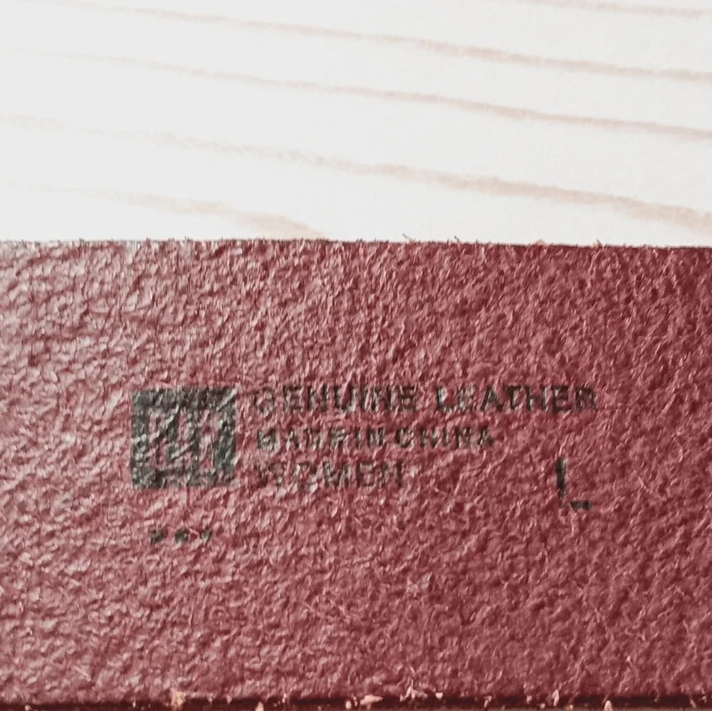 GAP Burgundy Leather Belt Brass Tone Buckle Women's Large